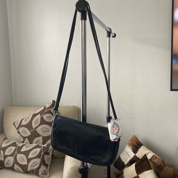 Stone Mountain Leather Navy Blue Bag ( P - 10 ) - Picture 2 of 10